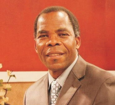 Pastor (Dr). Ezekiel Oyinloye